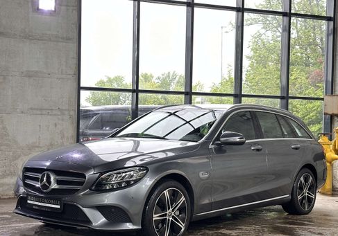 Mercedes-Benz C 300, 2021