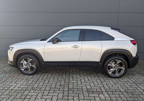 Mazda MX-30, 2022