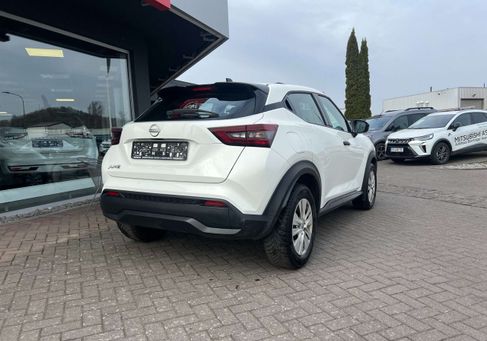 Nissan Juke, 2023 3