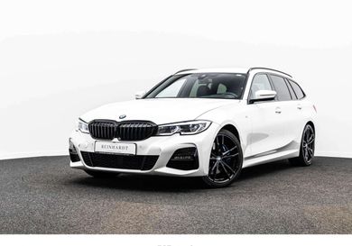 BMW 330, 2019