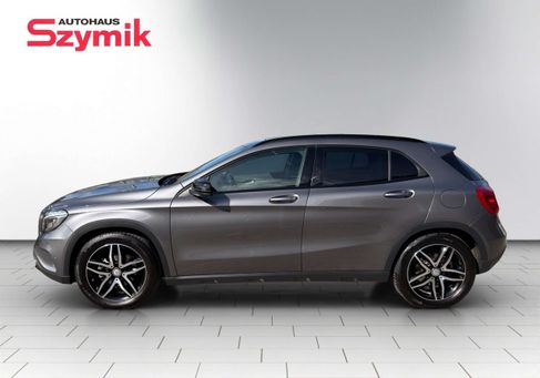 Mercedes-Benz GLA 180, 2017