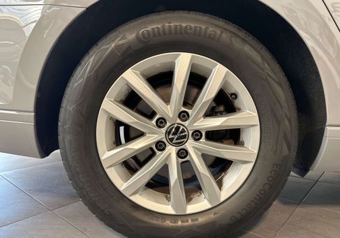 Volkswagen Passat, 2023