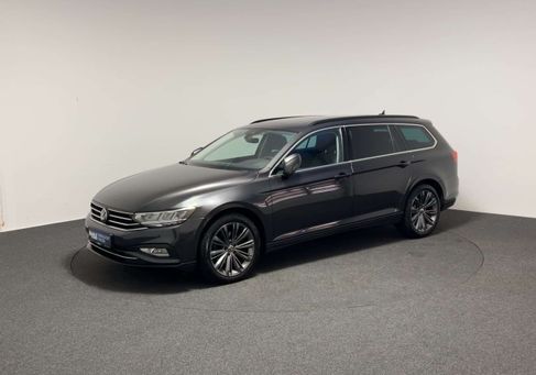 Volkswagen Passat Variant, 2023 3