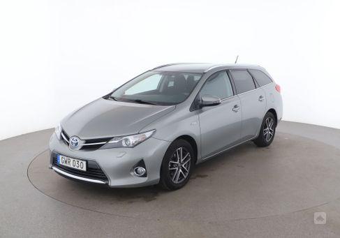 Toyota Auris Touring Sports, 2015