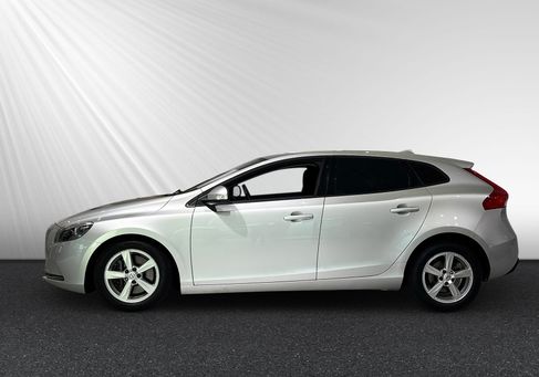 Volvo V40, 2017