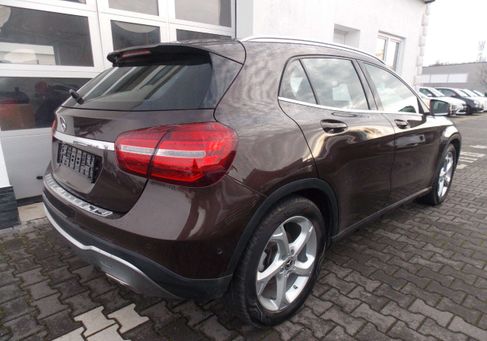 Mercedes-Benz GLA 180, 2018