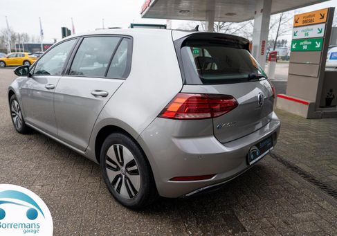 Volkswagen Golf, 2018 3