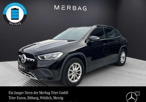 Mercedes-Benz GLA 250, 2021