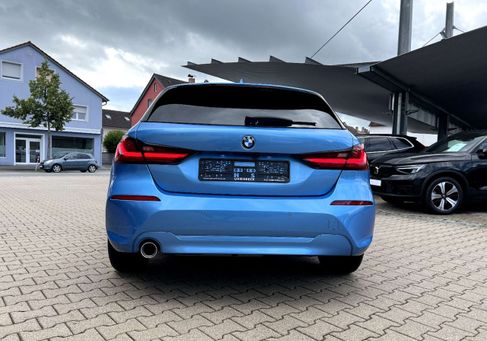 BMW 116, 2021