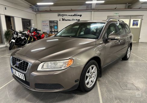 Volvo V70, 2009