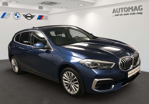 BMW 118, 2022