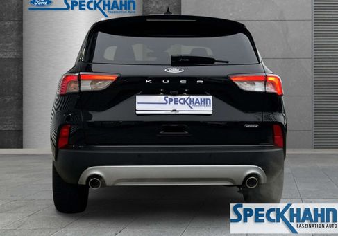 Ford Kuga, 2022