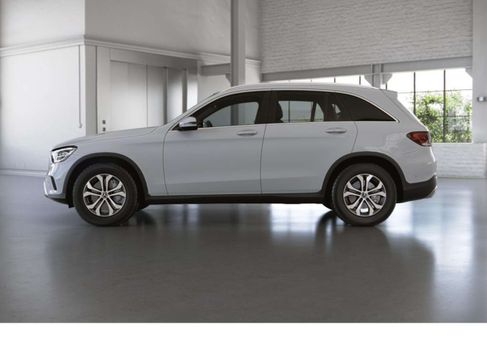 Mercedes-Benz GLC 200, 2022