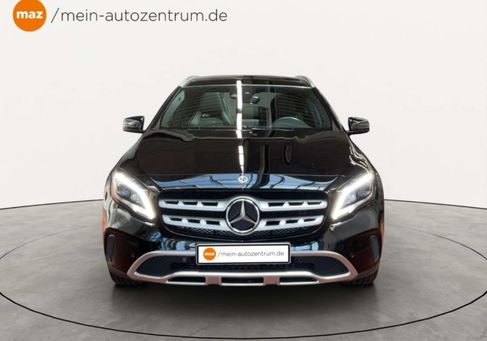 Mercedes-Benz GLA 200, 2019