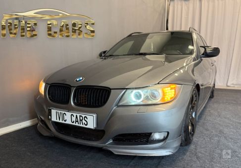 BMW 325, 2010