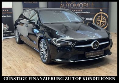 Mercedes-Benz CLA 200, 2022