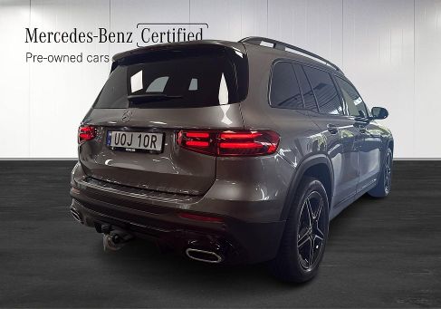 Mercedes-Benz GLB 200, 2025