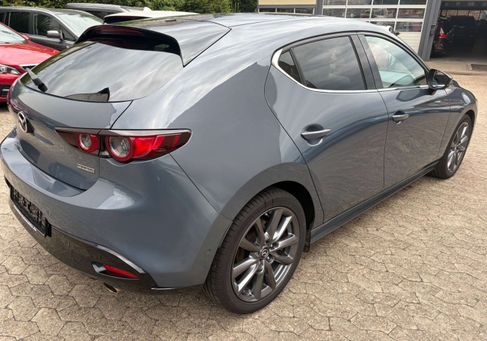 Mazda 3, 2021