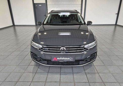 Volkswagen Passat, 2021