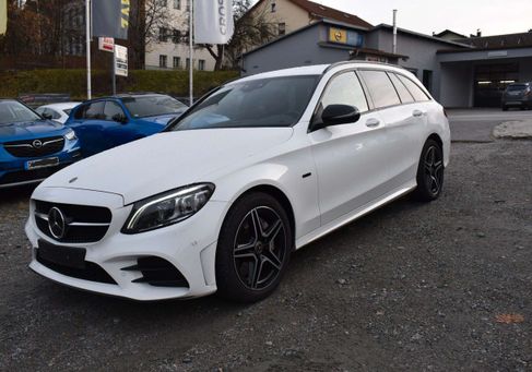 Mercedes-Benz C 300, 2021