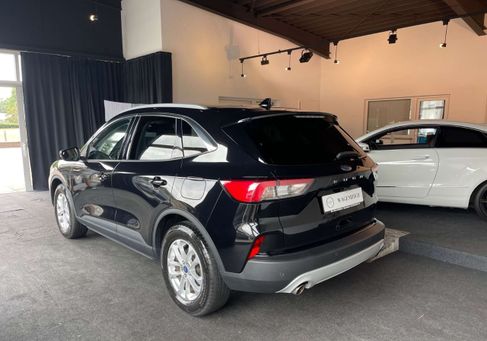 Ford Kuga, 2021