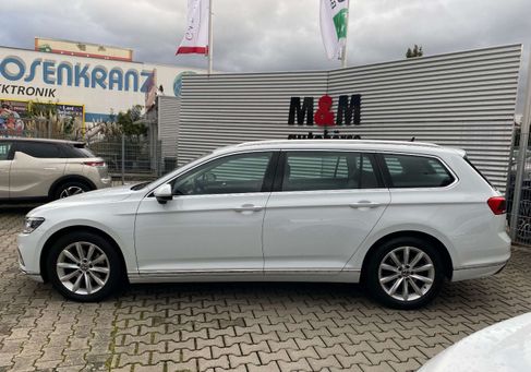 Volkswagen Passat Variant, 2022