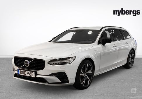 Volvo V90, 2021