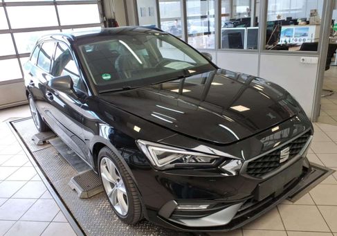 Seat Leon, 2023 3
