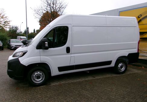 Opel Movano, 2025
