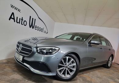 Mercedes-Benz E 200, 2021