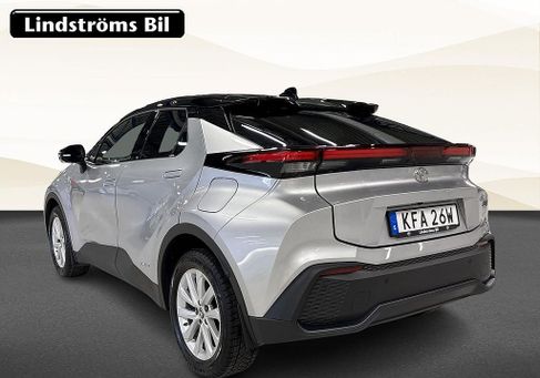 Toyota C-HR, 2025 3