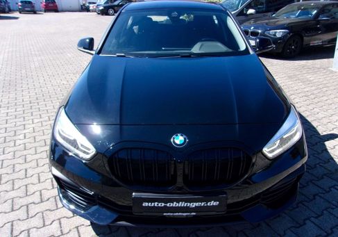 BMW 118, 2023 2
