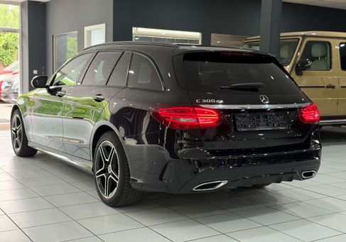 Mercedes-Benz C 300, 2021