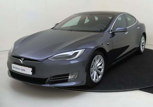 Tesla Model S, 2018 2