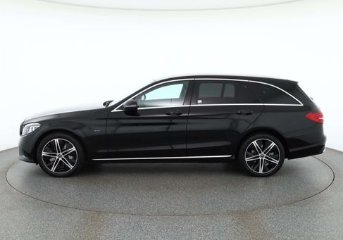Mercedes-Benz C 300, 2020