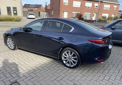 Mazda 3, 2023
