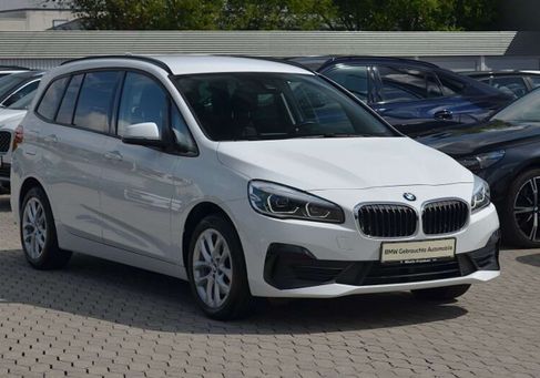 BMW 218, 2022 3