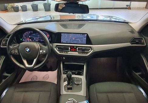 BMW 320, 2022