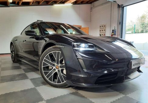 Porsche Taycan, 2020