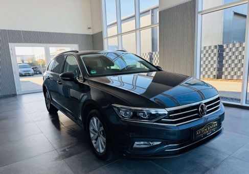 Volkswagen Passat Variant, 2022