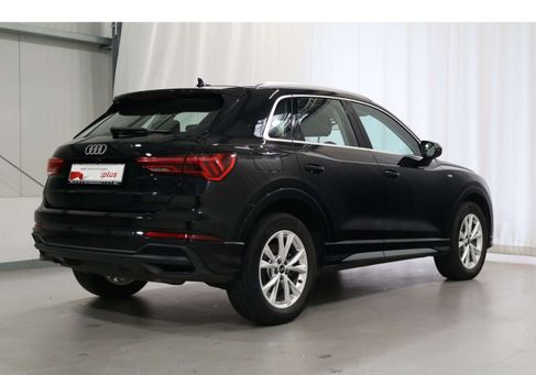 Audi Q3, 2022