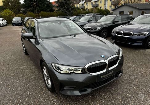 BMW 320, 2021