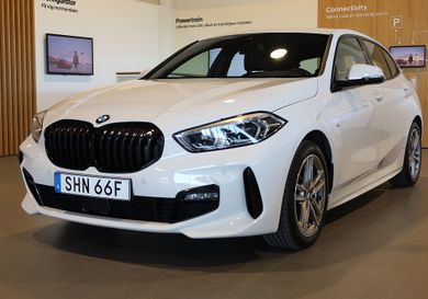 BMW 118, 2022