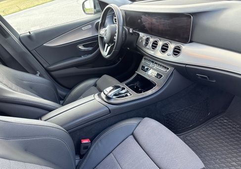 Mercedes-Benz, 2020 3