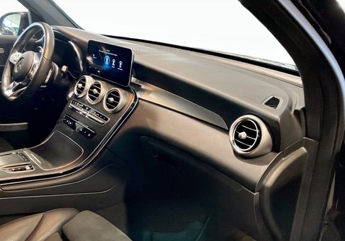 Mercedes-Benz GLC 300, 2021