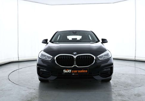 BMW 120, 2022