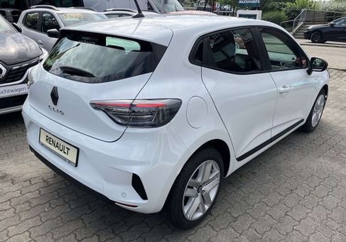 Renault Clio, 2024