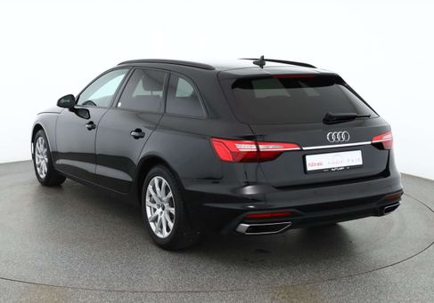 Audi A4, 2022