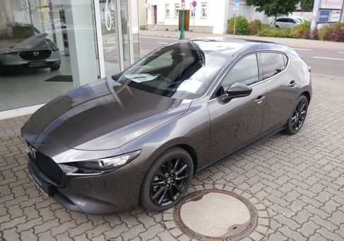 Mazda 3, 2025