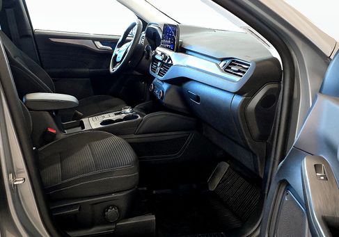 Ford Kuga, 2023